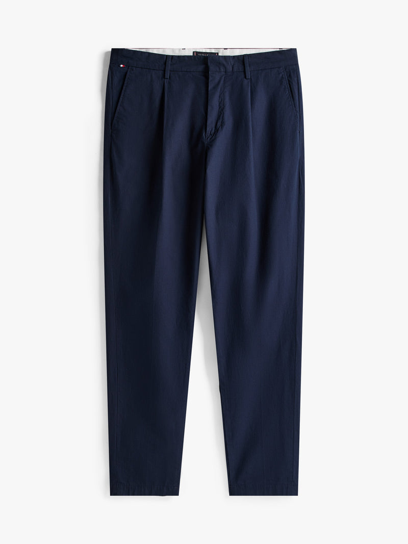 Men Regular Tapered Fit Pleated Ripstop Trouser