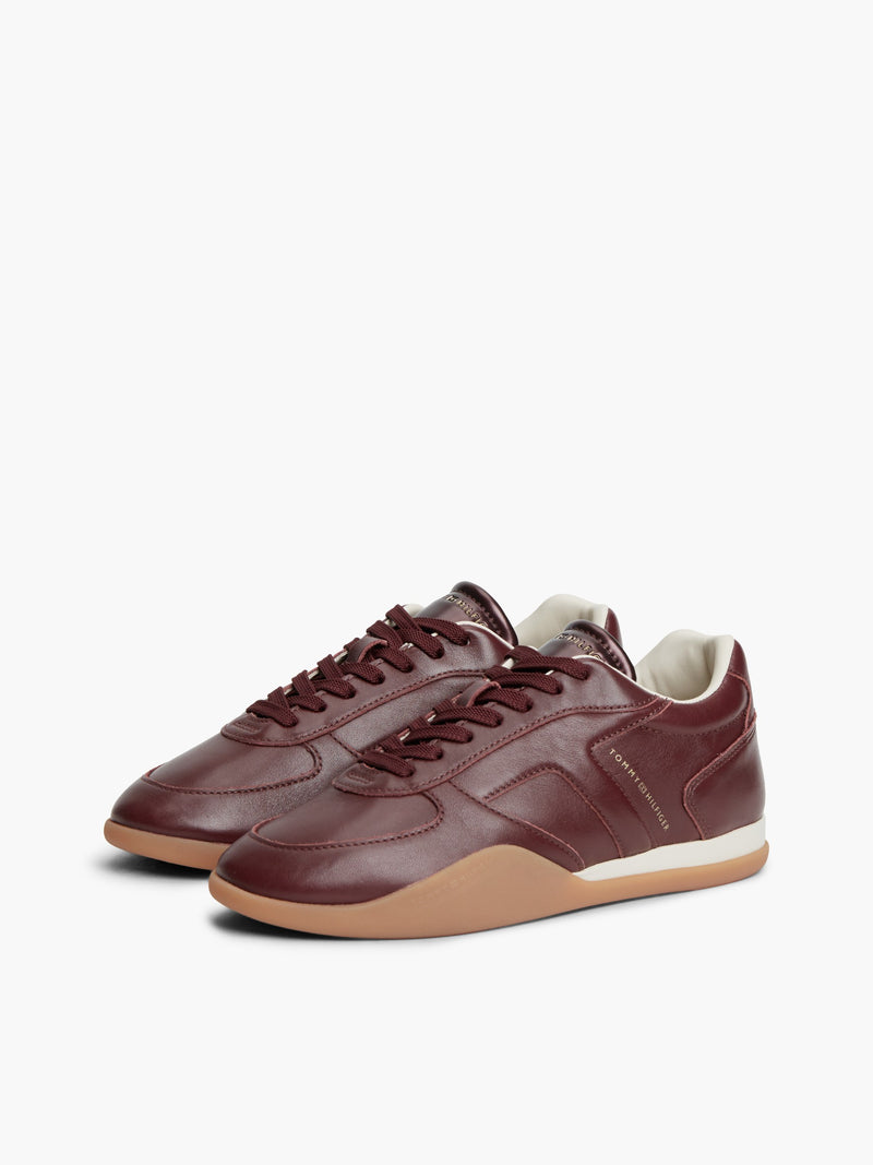 Women Vintage Low Profile Sneaker