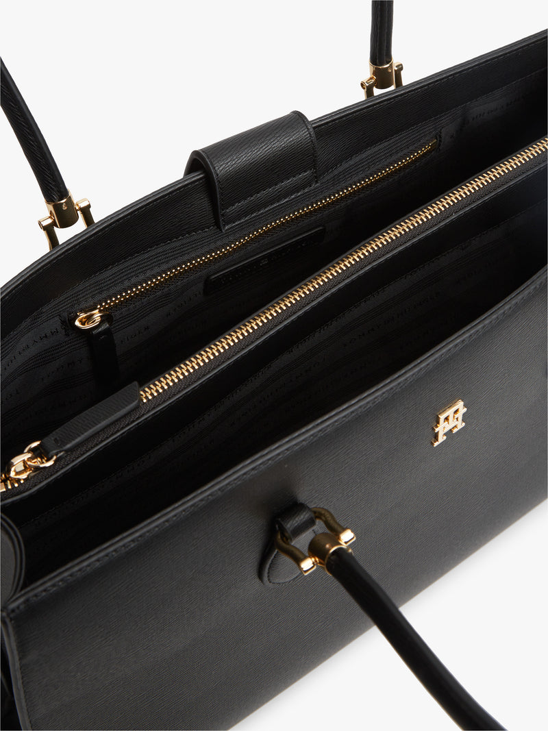 Solid Pu Square Bag