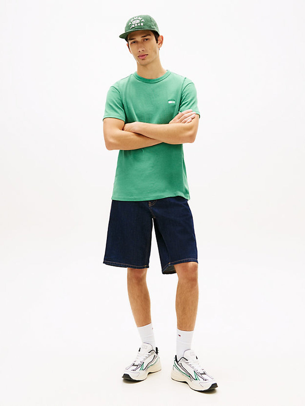 Regular Fit Badge T-Shirt