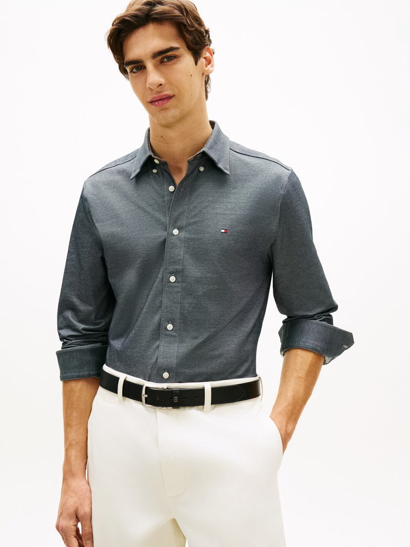 Regular Fit Solid Oxford Shirt