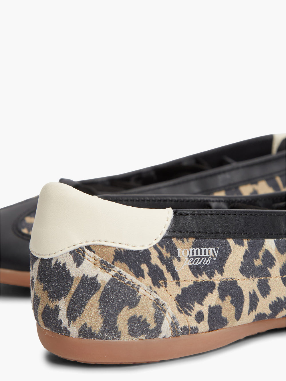 Women Cheetah Print Ballerina