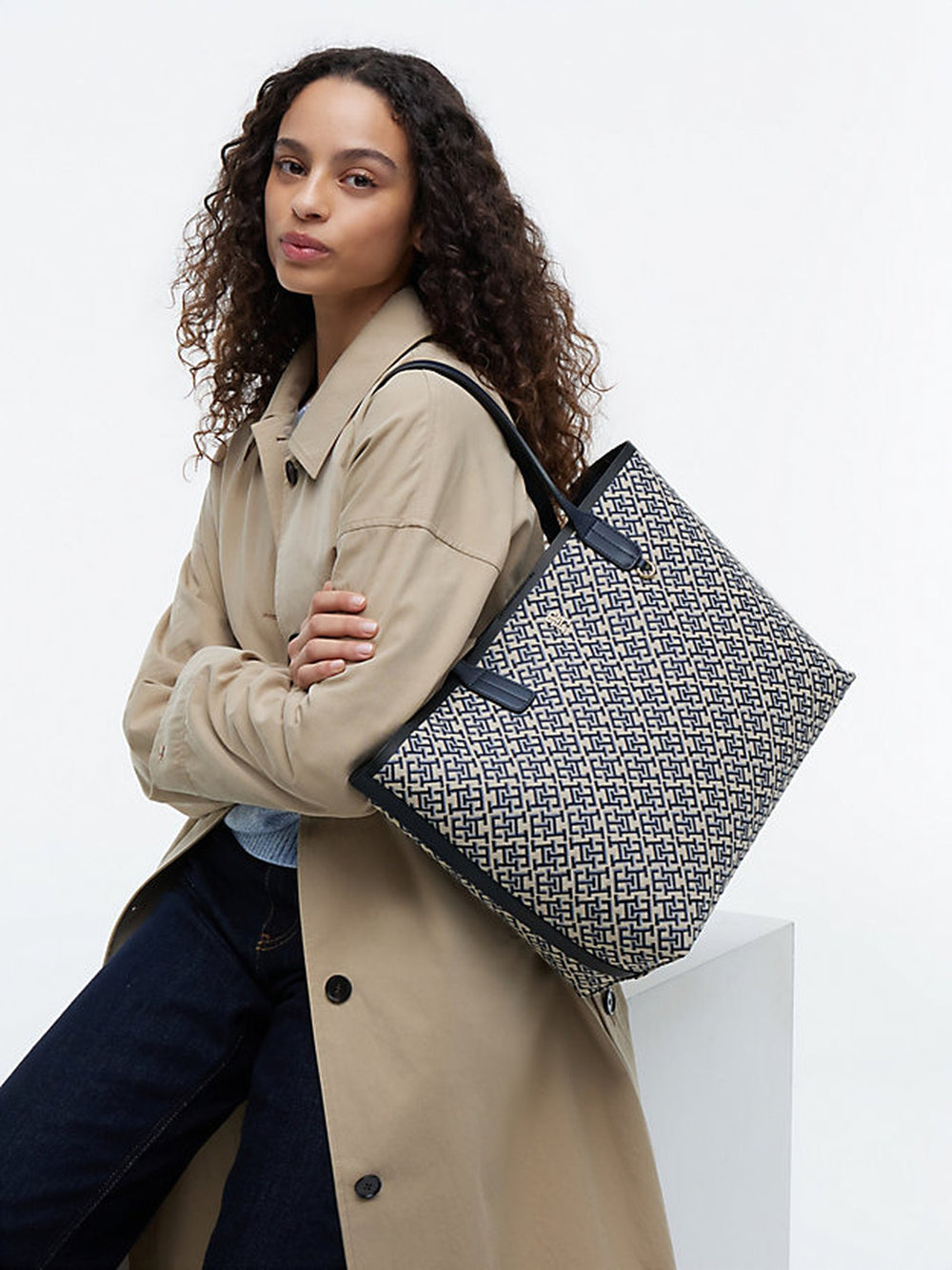 Jacquard Nylon Trapeze Bag