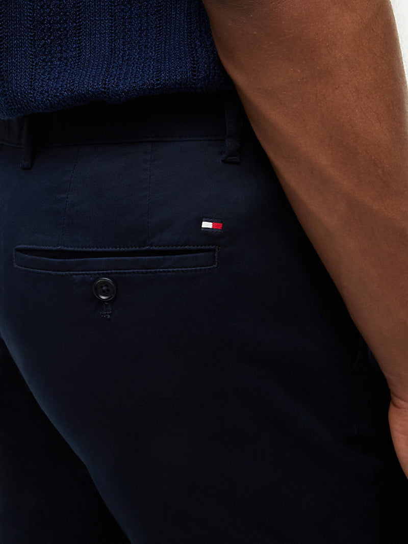 Men Denton Slim Straight Fit Solid Trouser