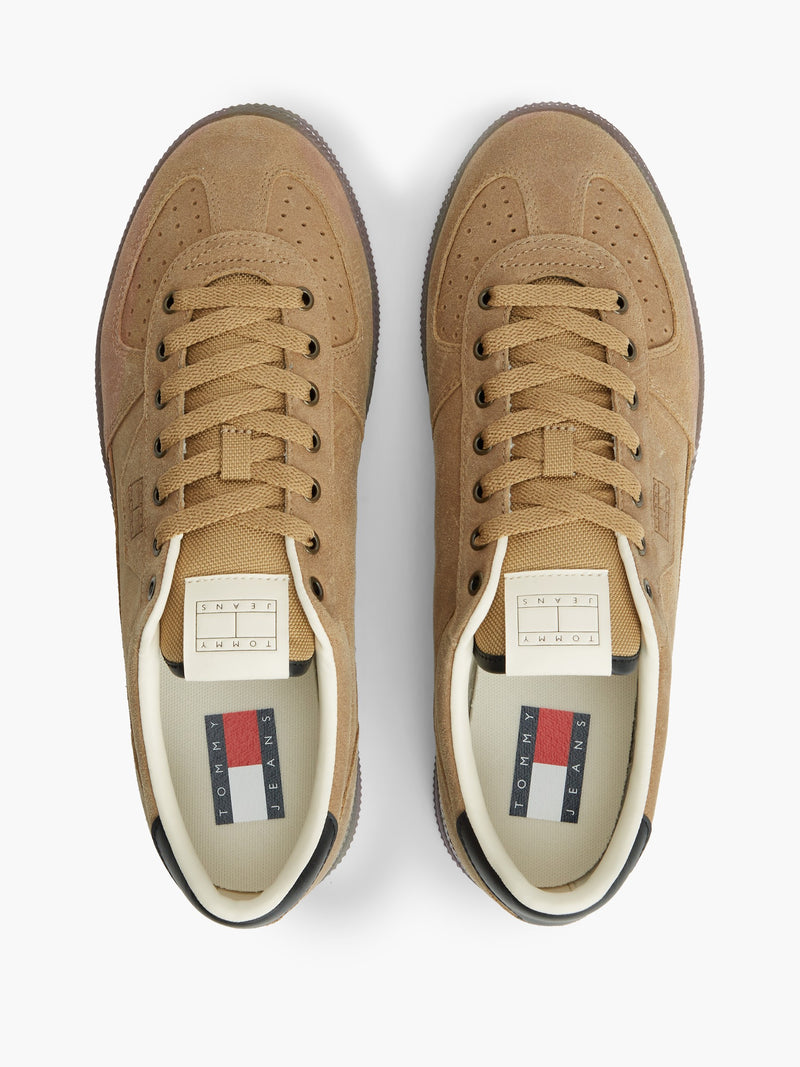 Men Suede Low Profile Sneaker