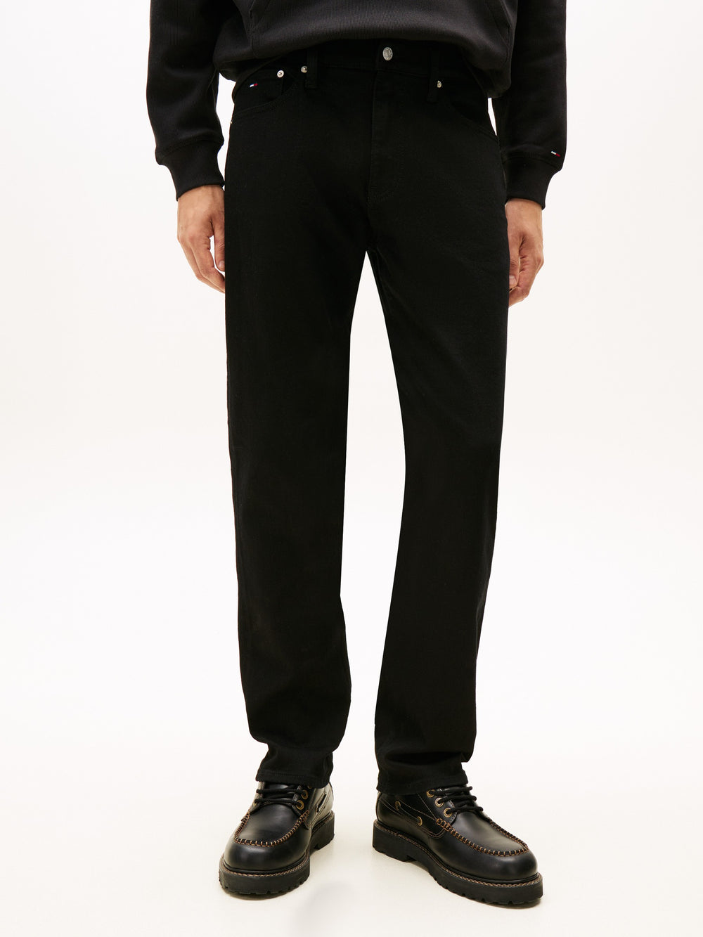 Men Ryan Slim Straight Clean Black Jeans