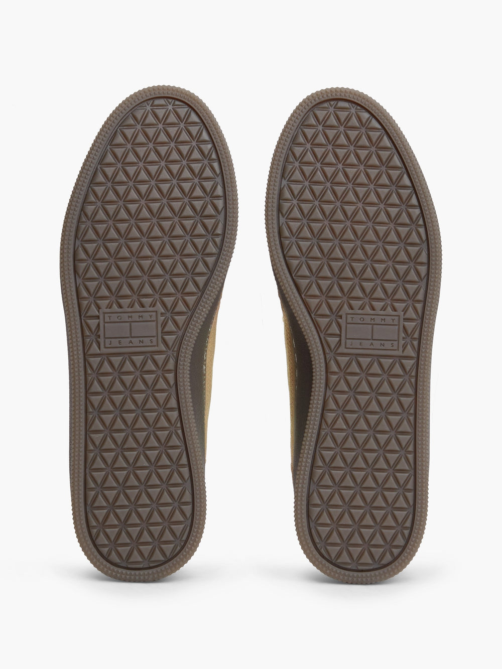 Men Suede Low Profile Sneaker