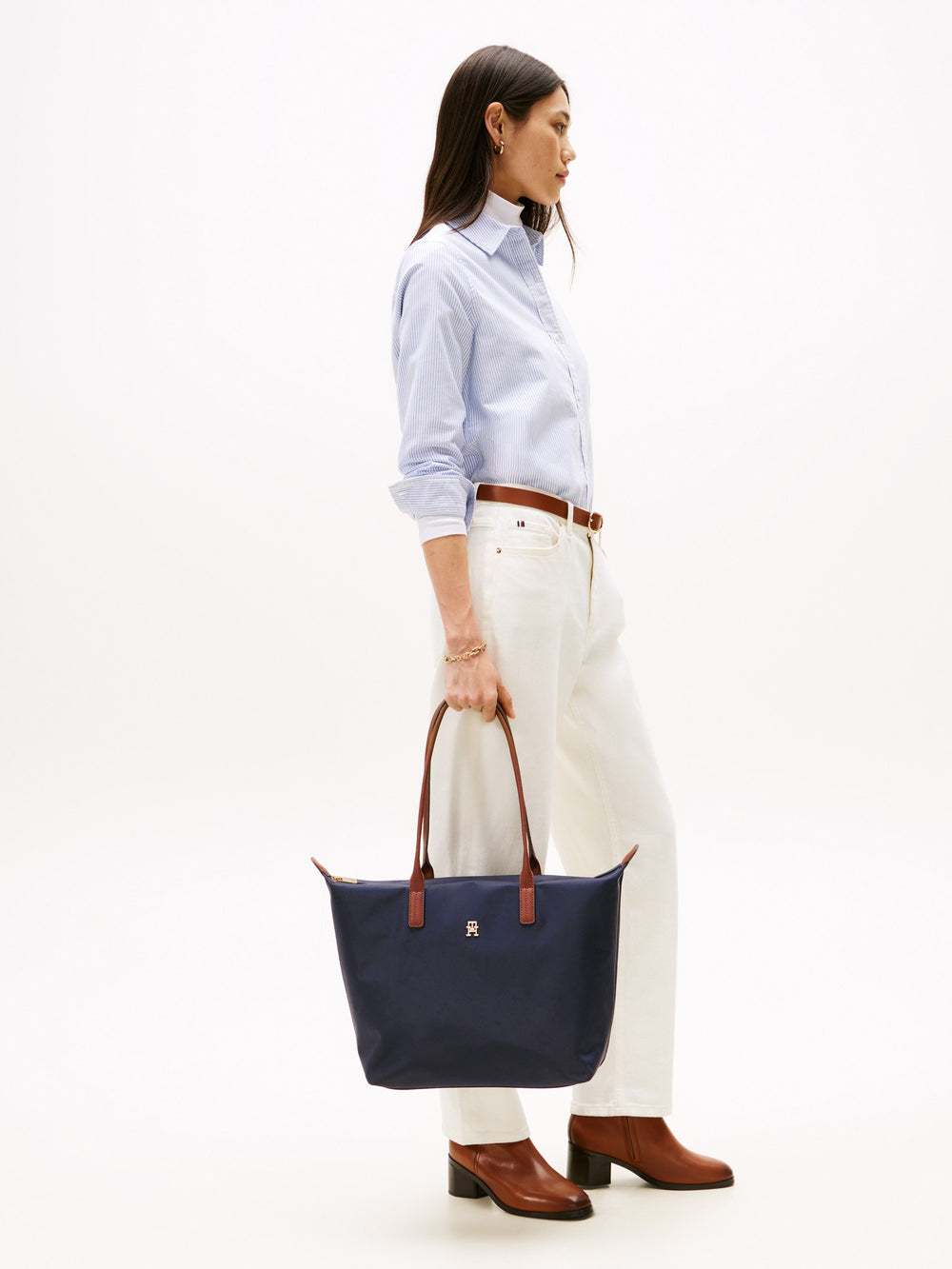Solid Nylon Trapeze Bag