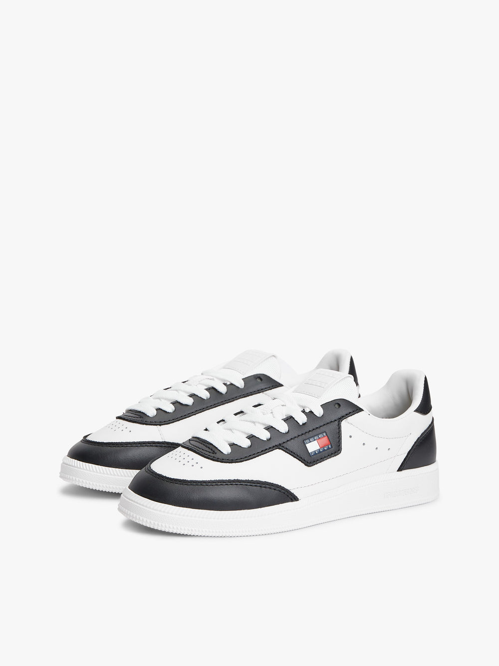 Women Essential Low Profile Sneaker
