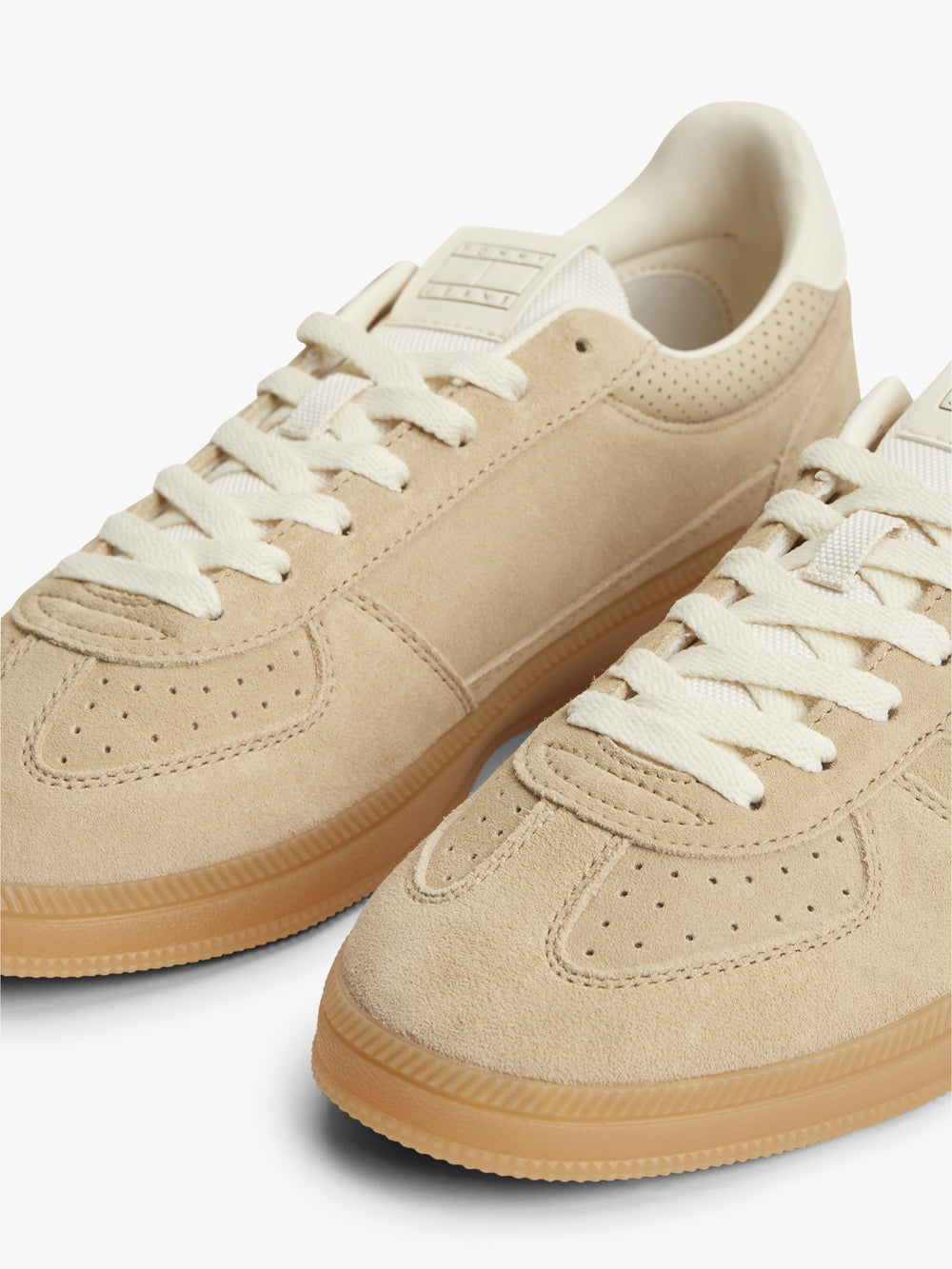 Men Suede Low Profile Sneaker