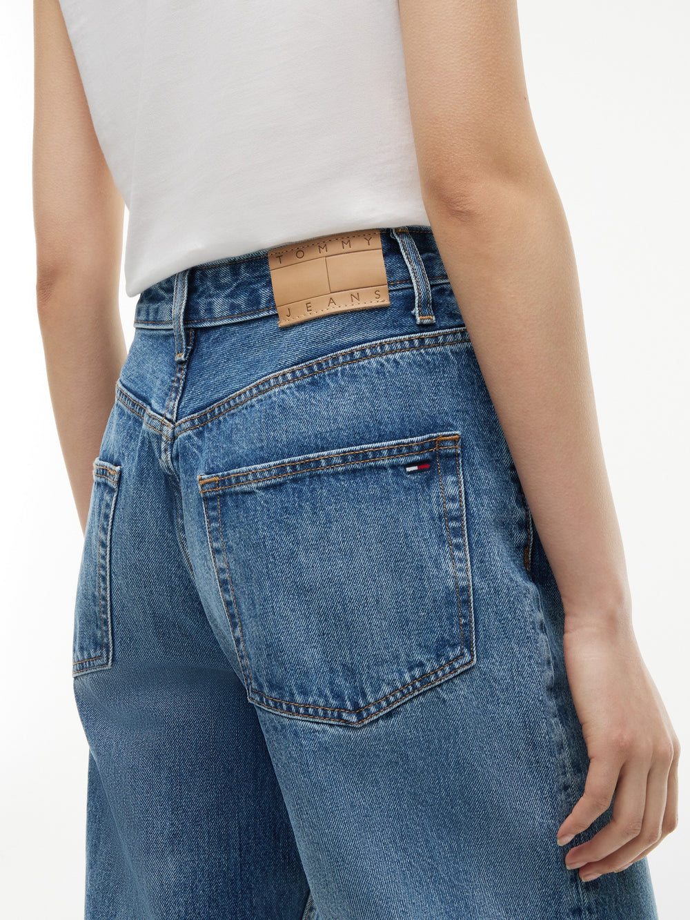 Mid Rise Mid Wash Relaxed Straight Jeans