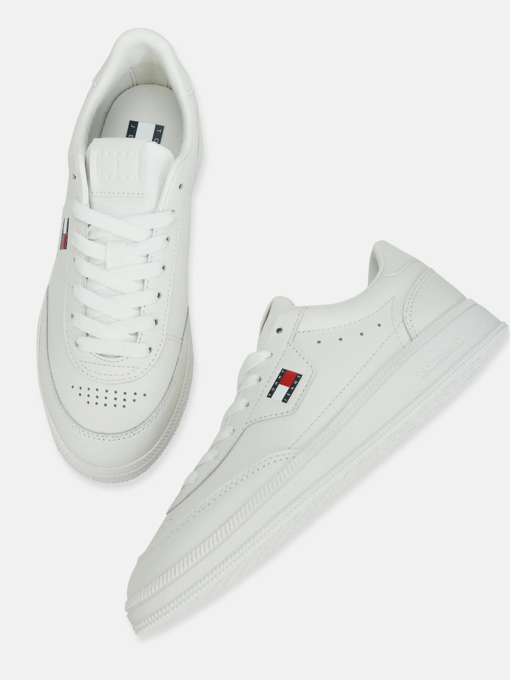 Women Essential Low Profile Sneaker