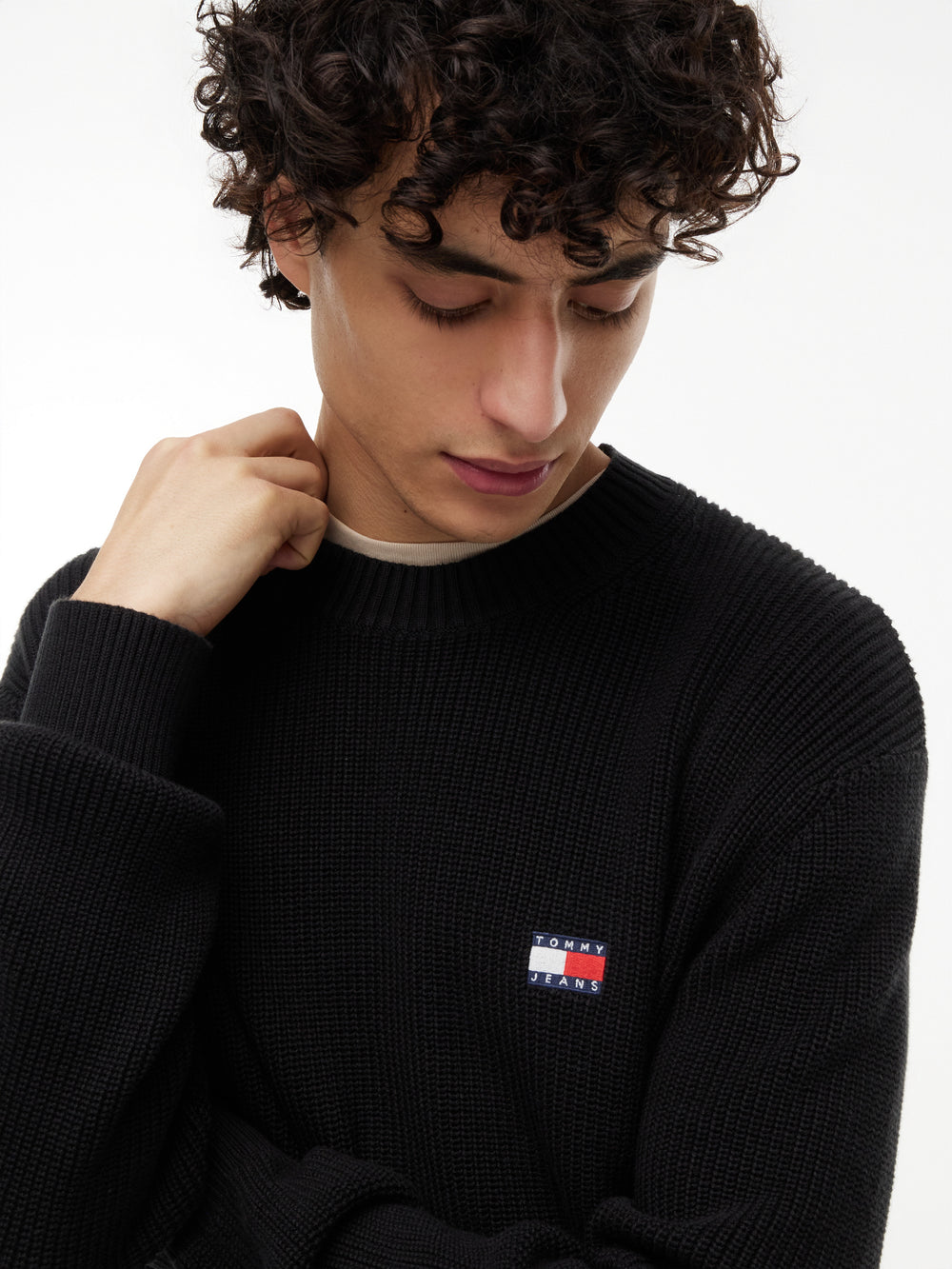Regular Fit Badge Loose Knit Pullover