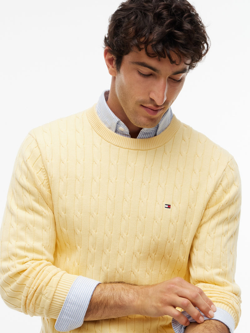 Crew Kneck Cable Knit Sweater
