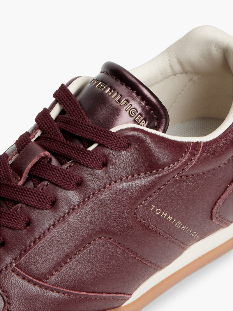 Women Vintage Low Profile Sneaker