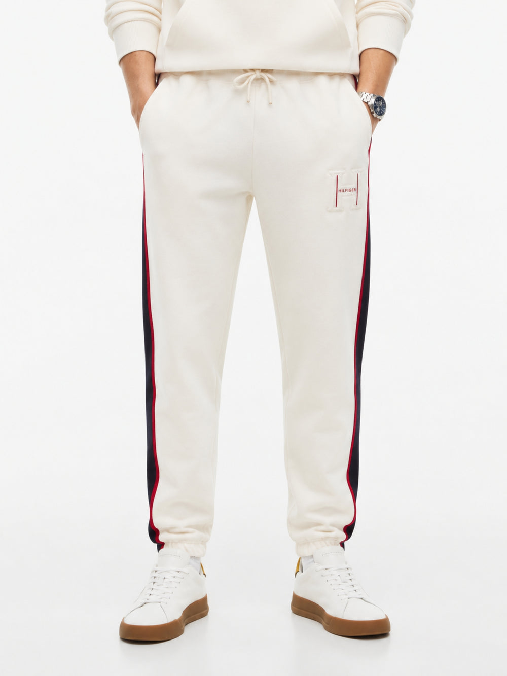 Regular Fit Solid Badge Track Pant