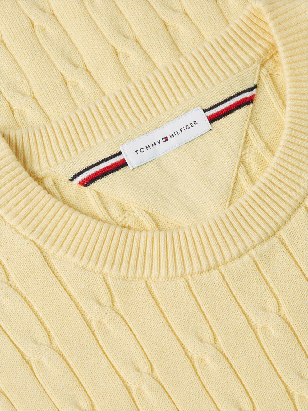Crew Kneck Cable Knit Sweater