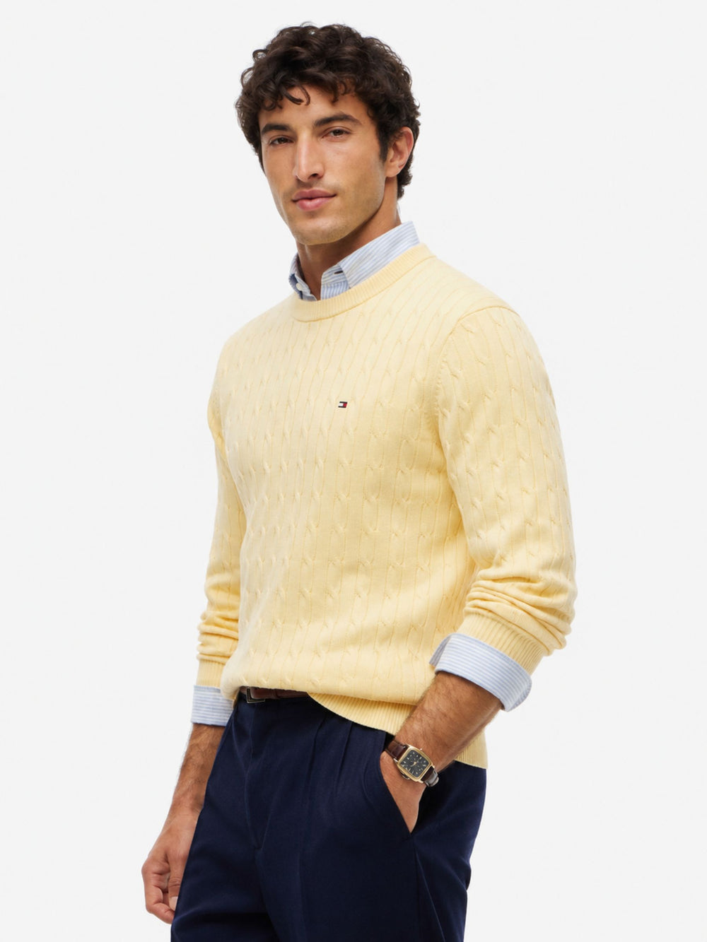 Crew Kneck Cable Knit Sweater