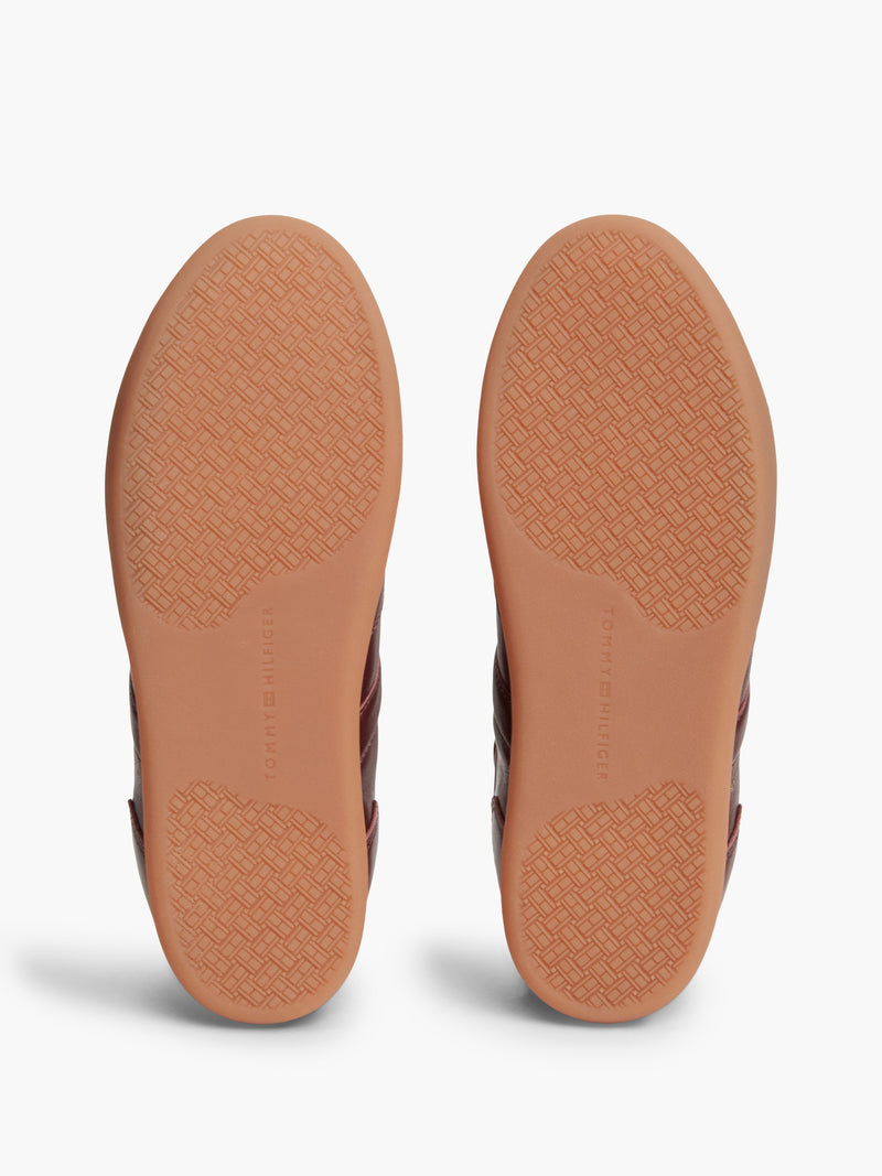 Women Vintage Low Profile Sneaker