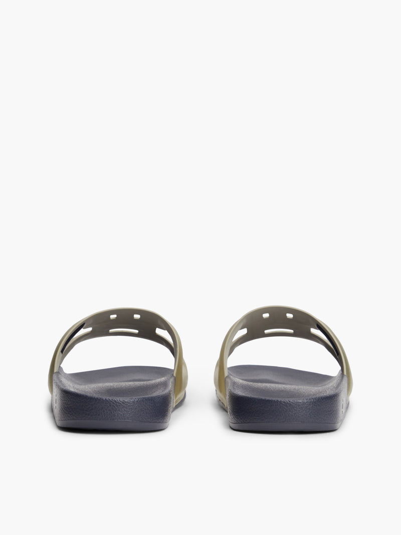 Women Th Cutout Slider