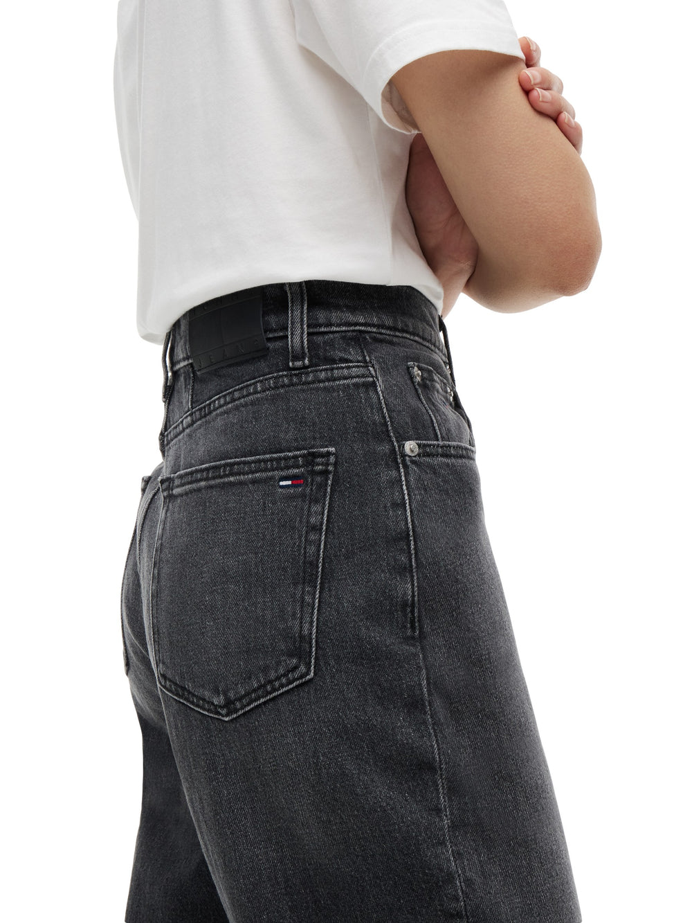 Women Mid Rise Dark Wash Stretch Mom Jeans