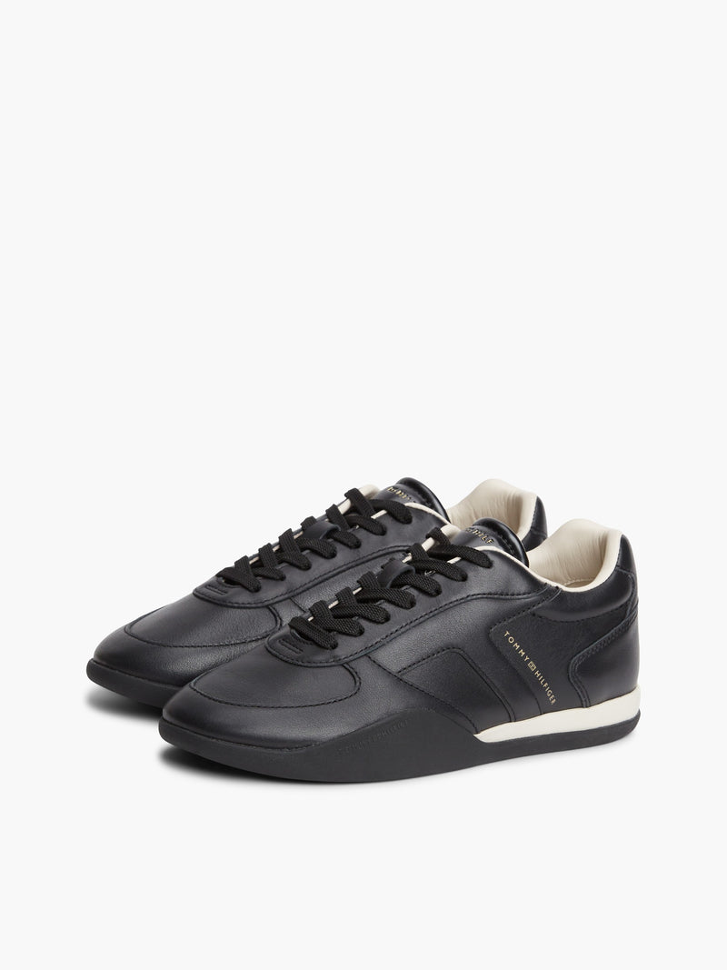 Women Vintage Low Profile Sneaker