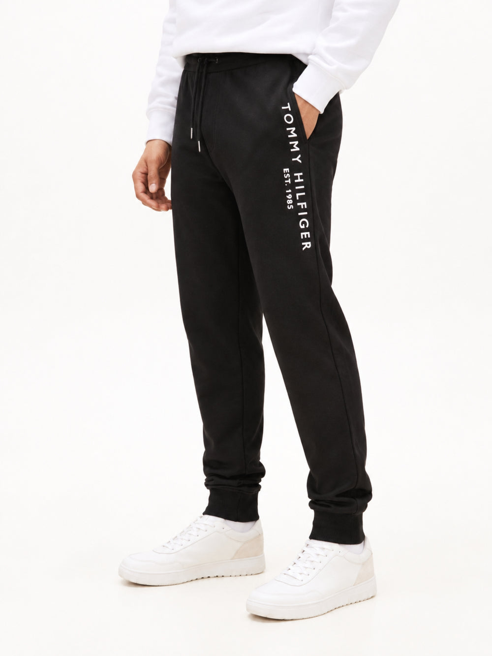 Men Regular Fit Track Pant
