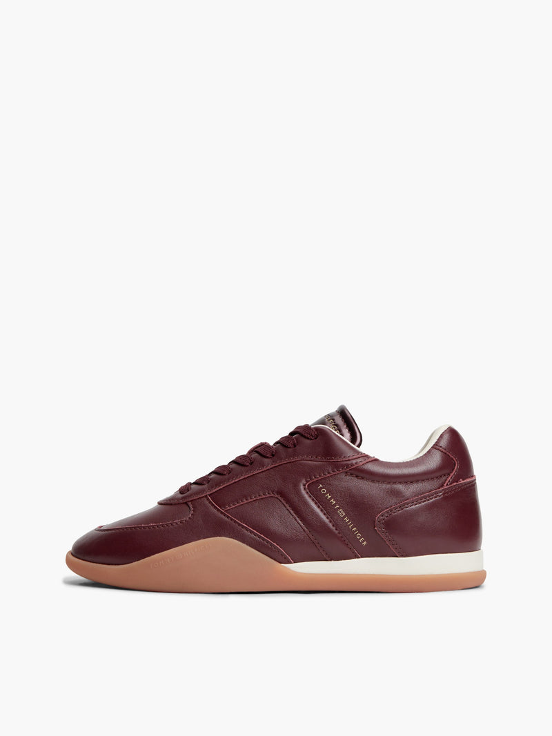 Women Vintage Low Profile Sneaker