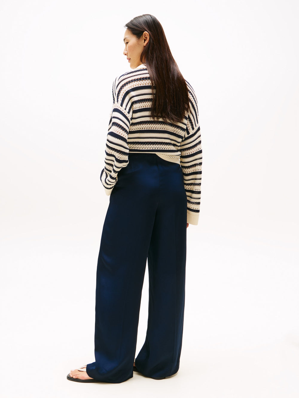 Women Solid Relaxed Straight Trouser