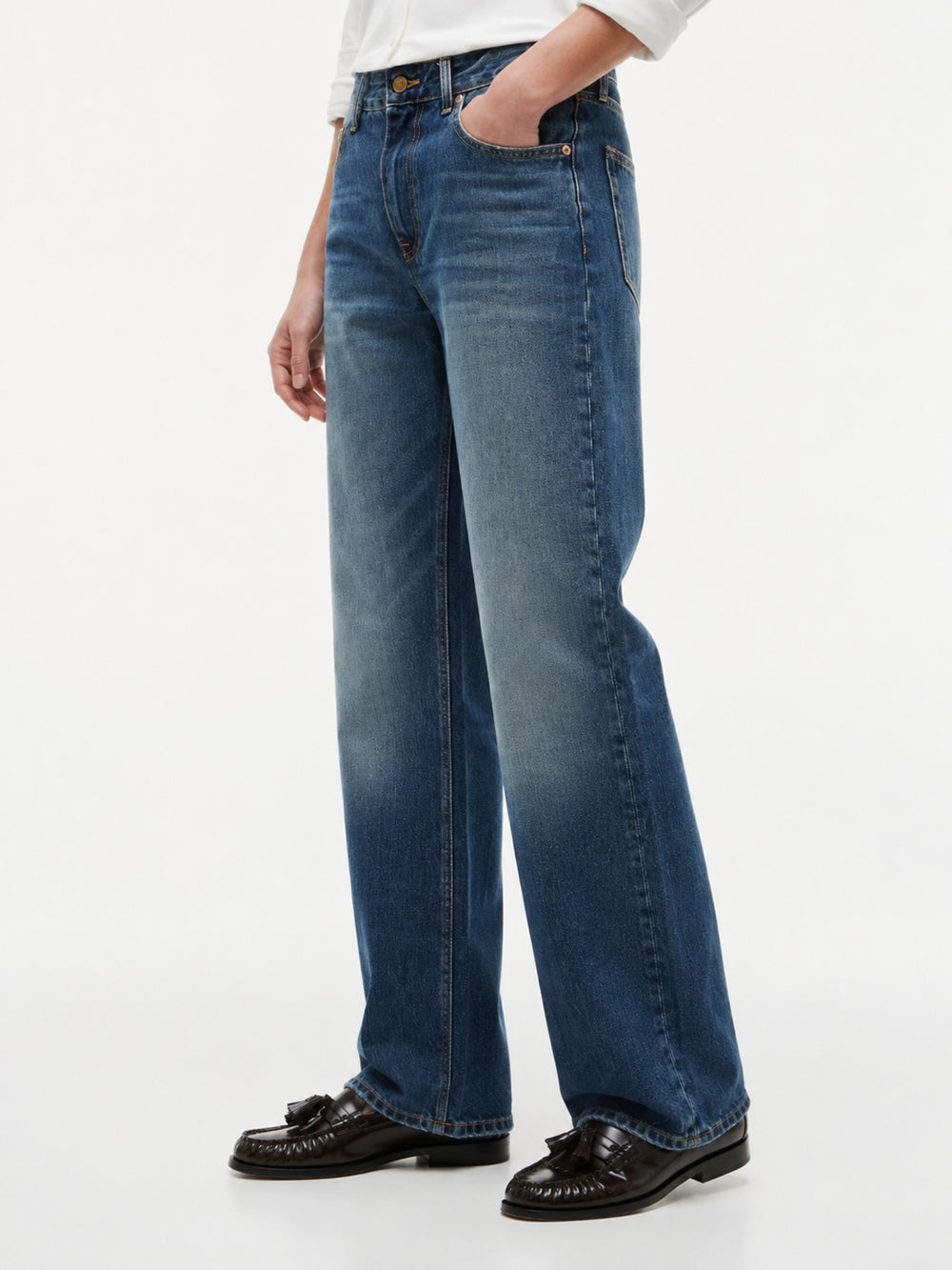 Mid Rise Mid Wash Loose Straight Jeans