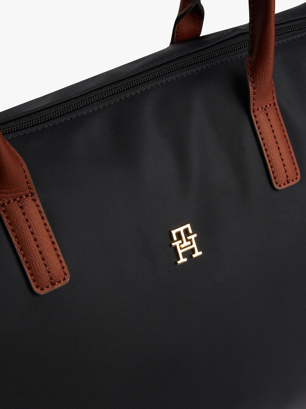 Solid Nylon Trapeze Bag