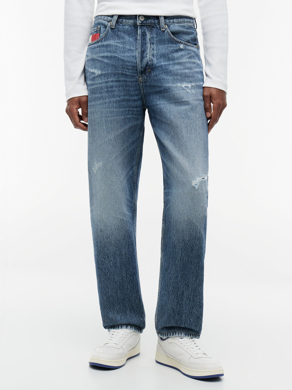 Sonny Regular Tapered Light Wash Jeans