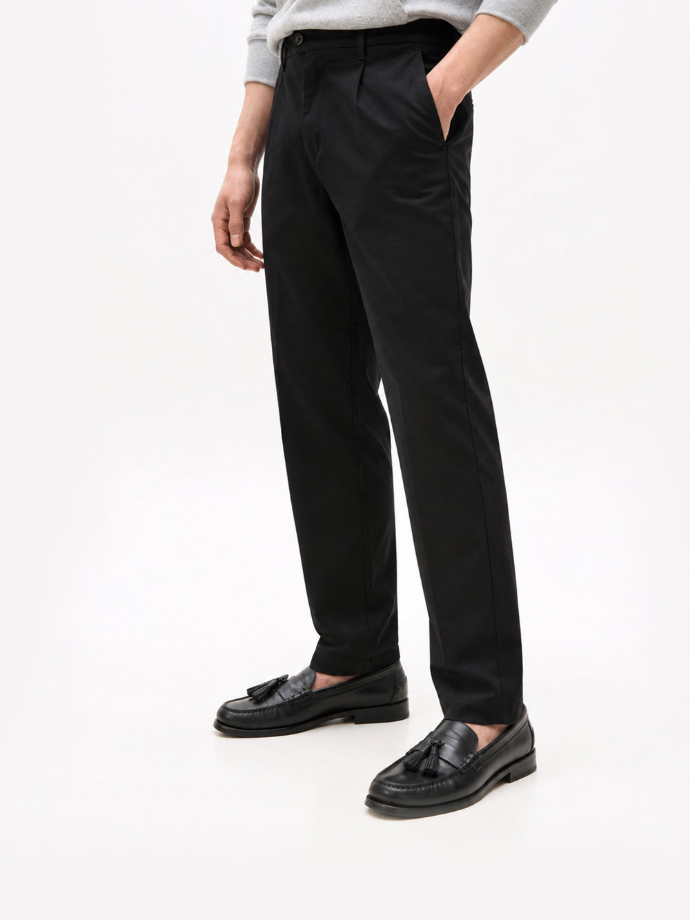 Men Harlem Regular Tapered Fit Pleated Satin Trouser