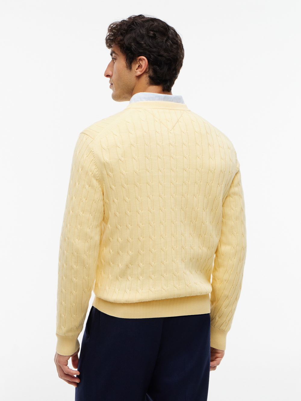 Crew Kneck Cable Knit Sweater