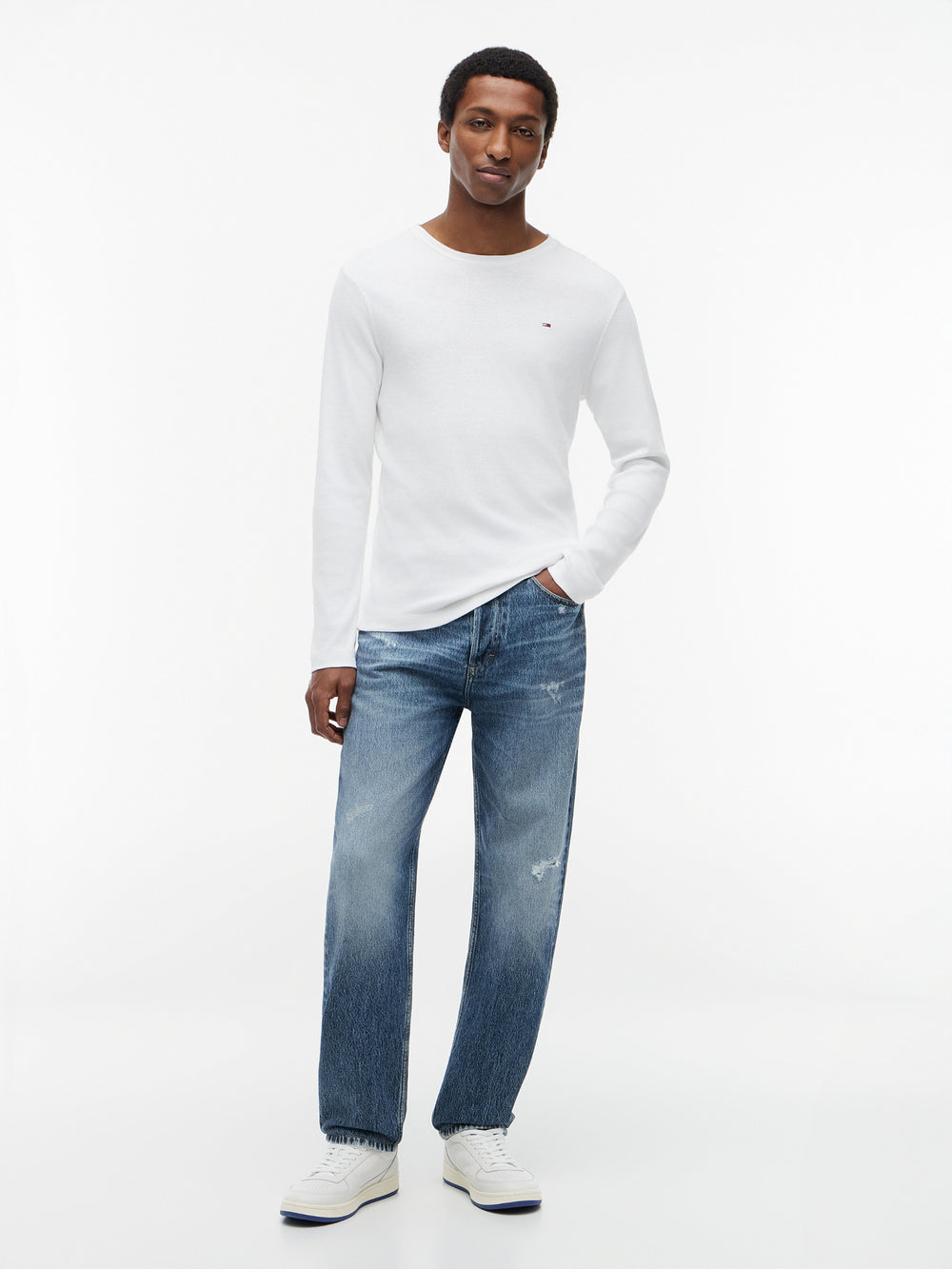 Sonny Regular Tapered Light Wash Jeans