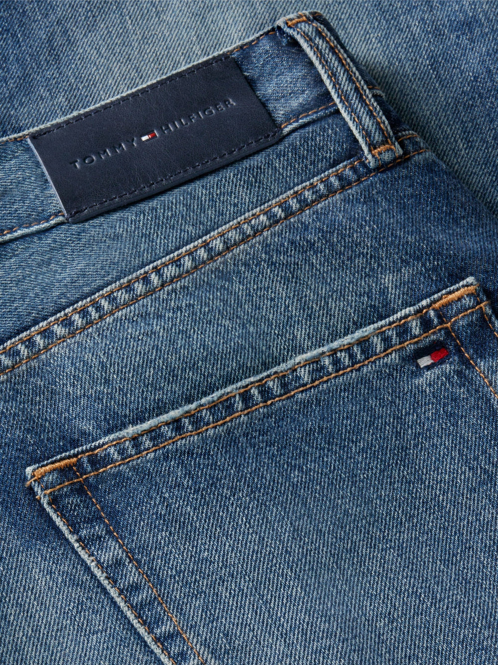 Mid Rise Mid Wash Loose Straight Jeans