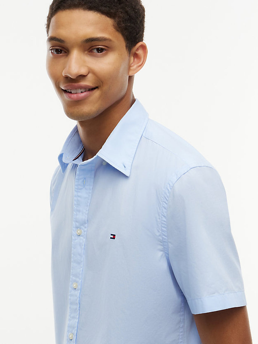Regular Fit Poplin Solid Shirt