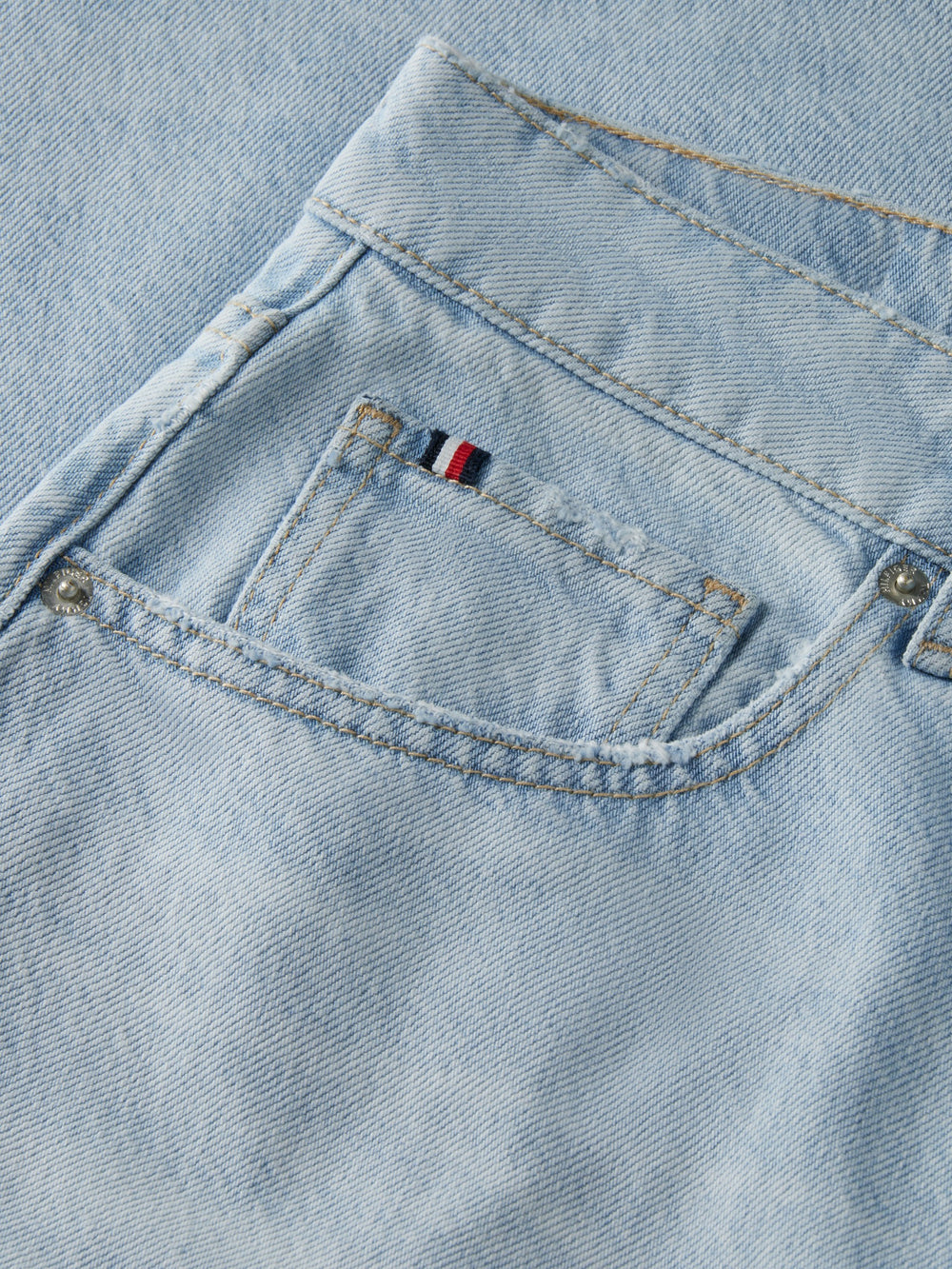 Mid Rise Light Wash Stretch Barrel Jeans