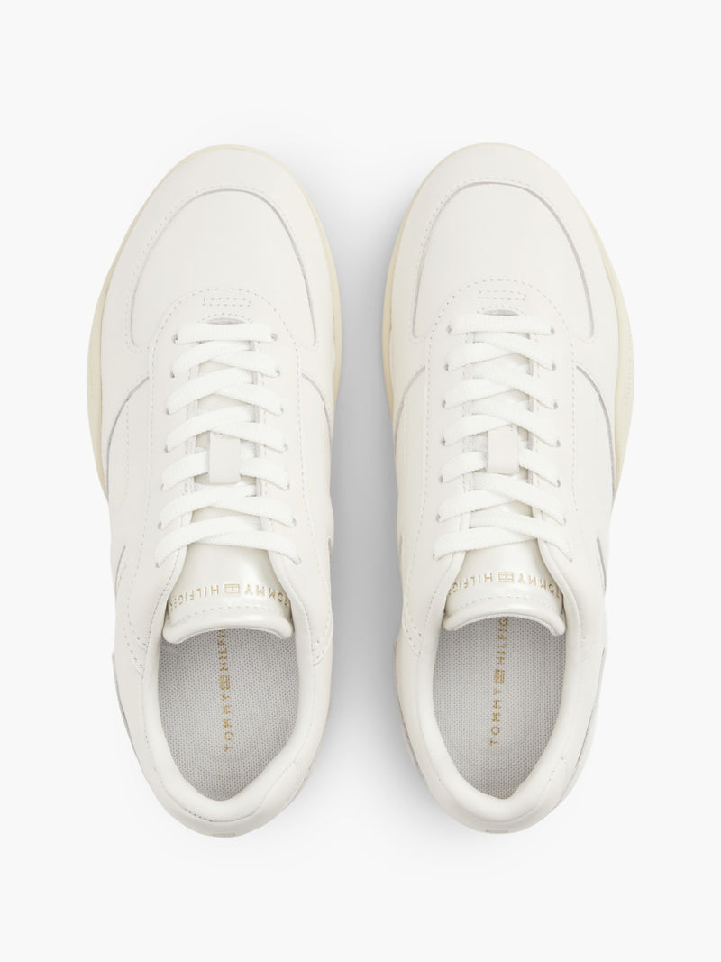 Women Vintage Low Profile Sneaker