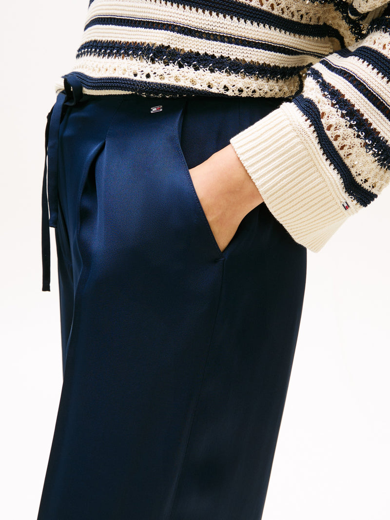 Women Solid Relaxed Straight Trouser