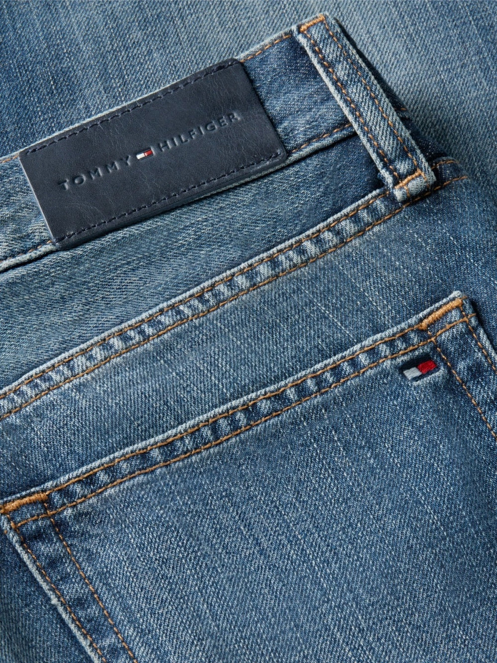 Loose Fit Jeans